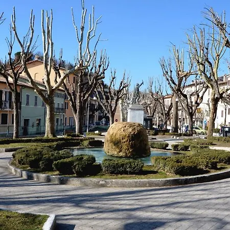 Piazza Umberto I N10 Casa Silvana